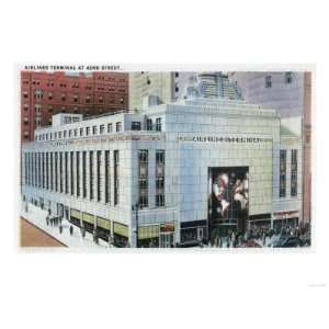   New York   42nd Street View of Airlines Terminal Premium Poster Print