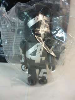 BEARBRICK KUBRICK MEDICOM RARE TOYCON BEAR TOY MINT  